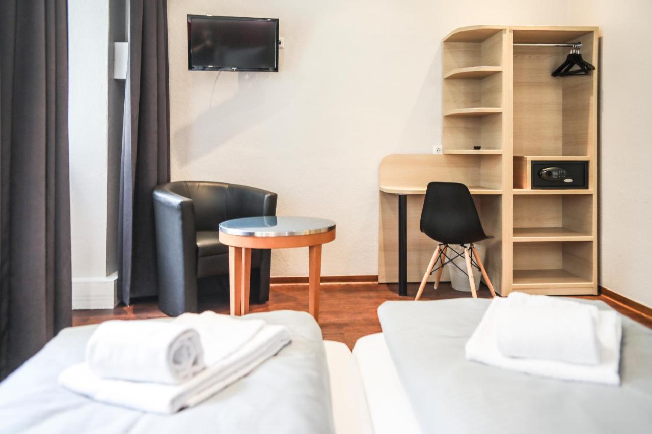 Acama Hotel & Hostel Kreuzberg Берлин Екстериор снимка