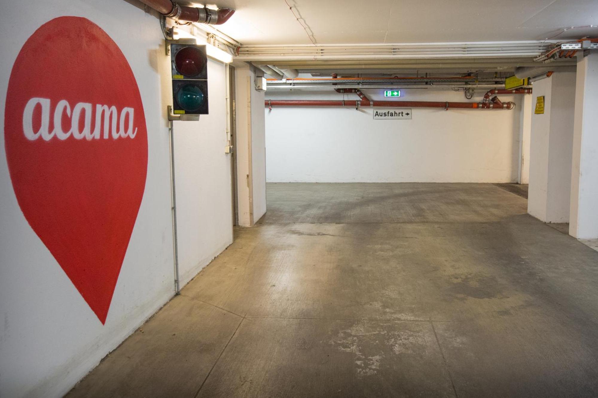 Acama Hotel & Hostel Kreuzberg Берлин Екстериор снимка