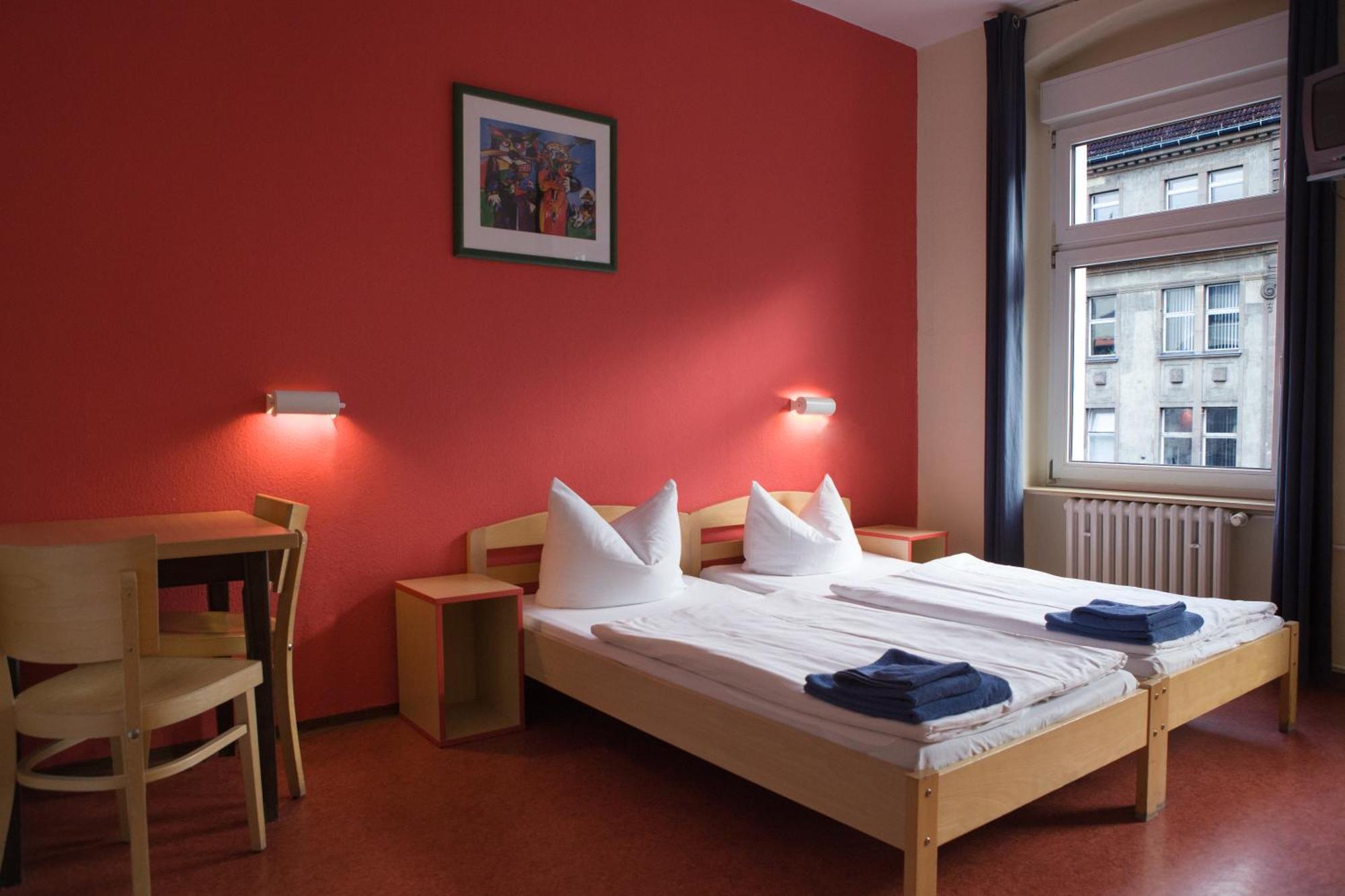 Acama Hotel & Hostel Kreuzberg Берлин Екстериор снимка